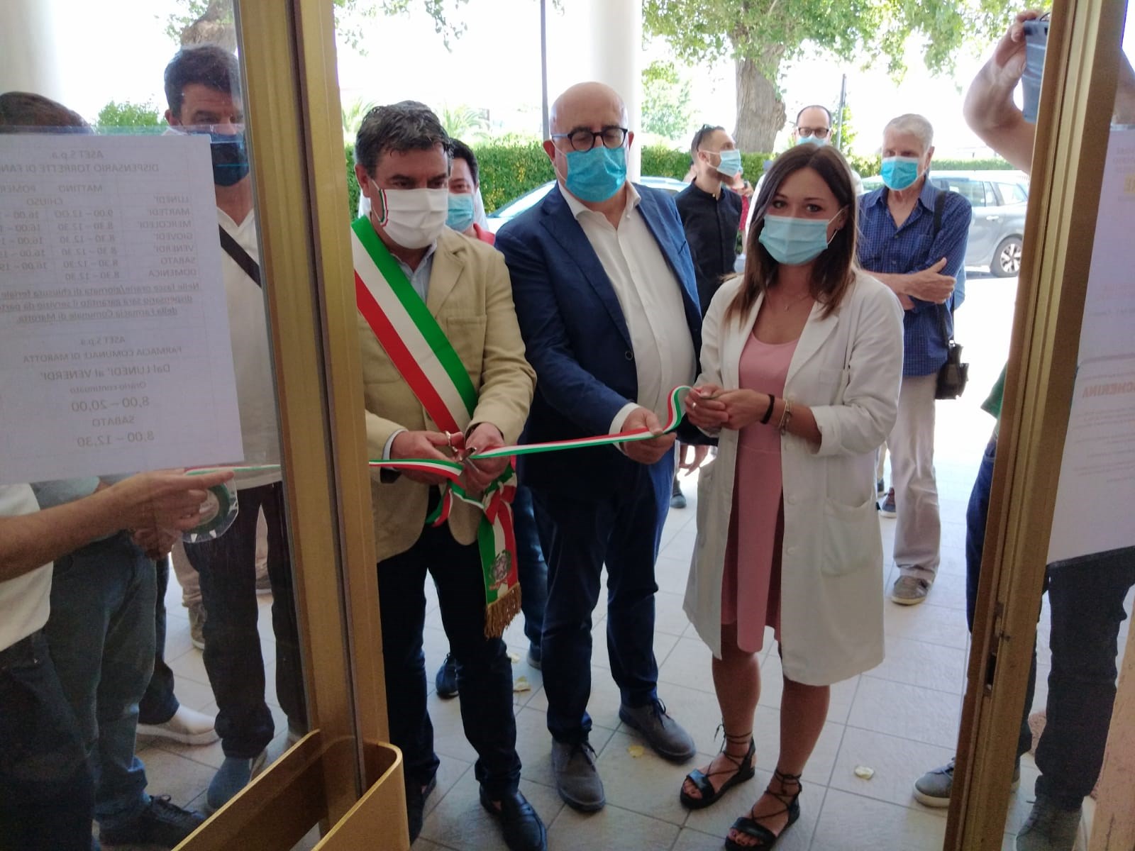 Aset spa, inaugurato a Torrette  il nuovo dispensario stagionale  Al taglio del nastro sindaco Seri e presidente Reginelli   