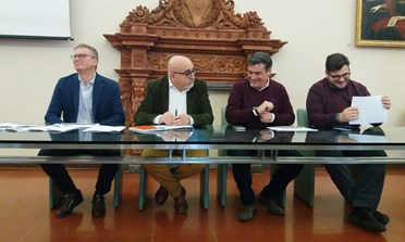 Cura del verde pubblico, già potati circa 400 alberi
